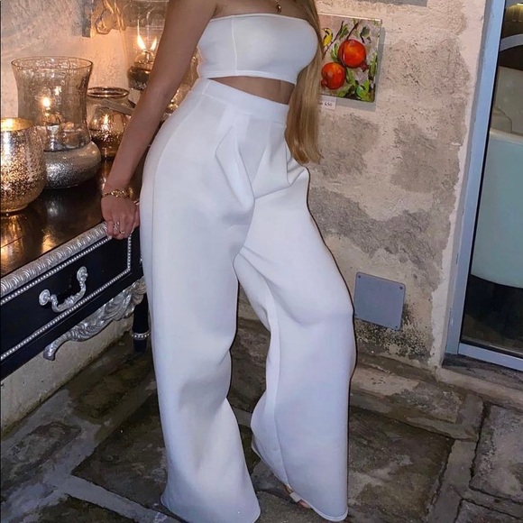 White Bonded Scuba Pleated Extreme Wide 